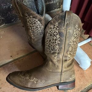 Laredo Brown Embroidered Cowboy Boots